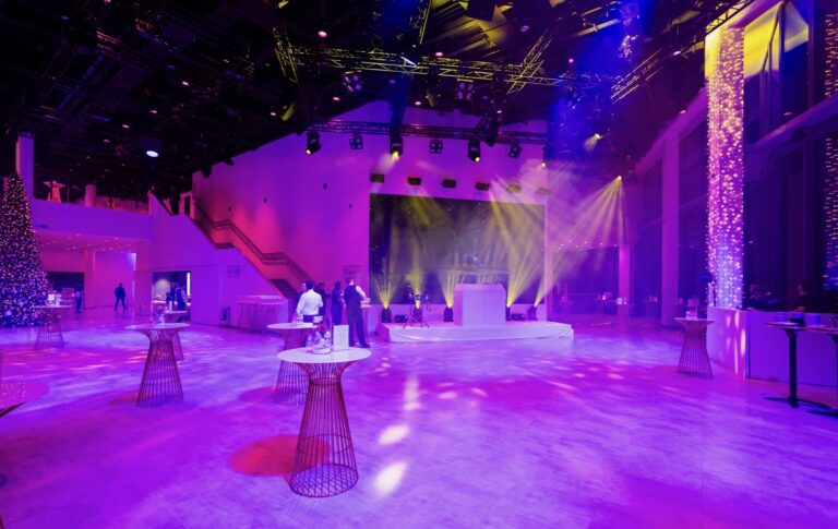 800 sq m of Event Space with Stunning Views image 13